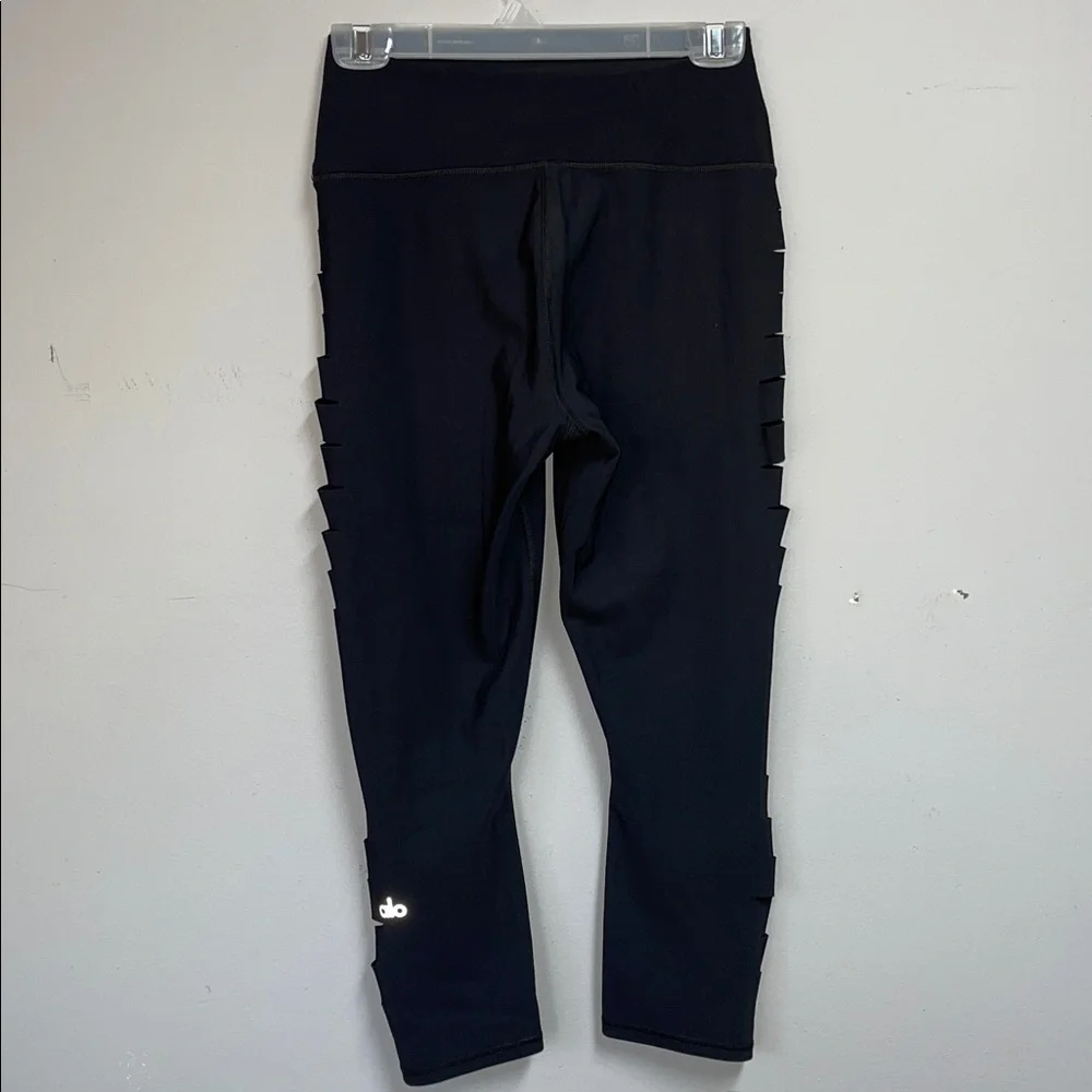 Alo Yoga High Waisted Side Leg Slice Crop Leggings